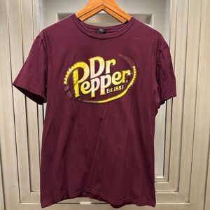 Dr. Pepper size large t-shirt